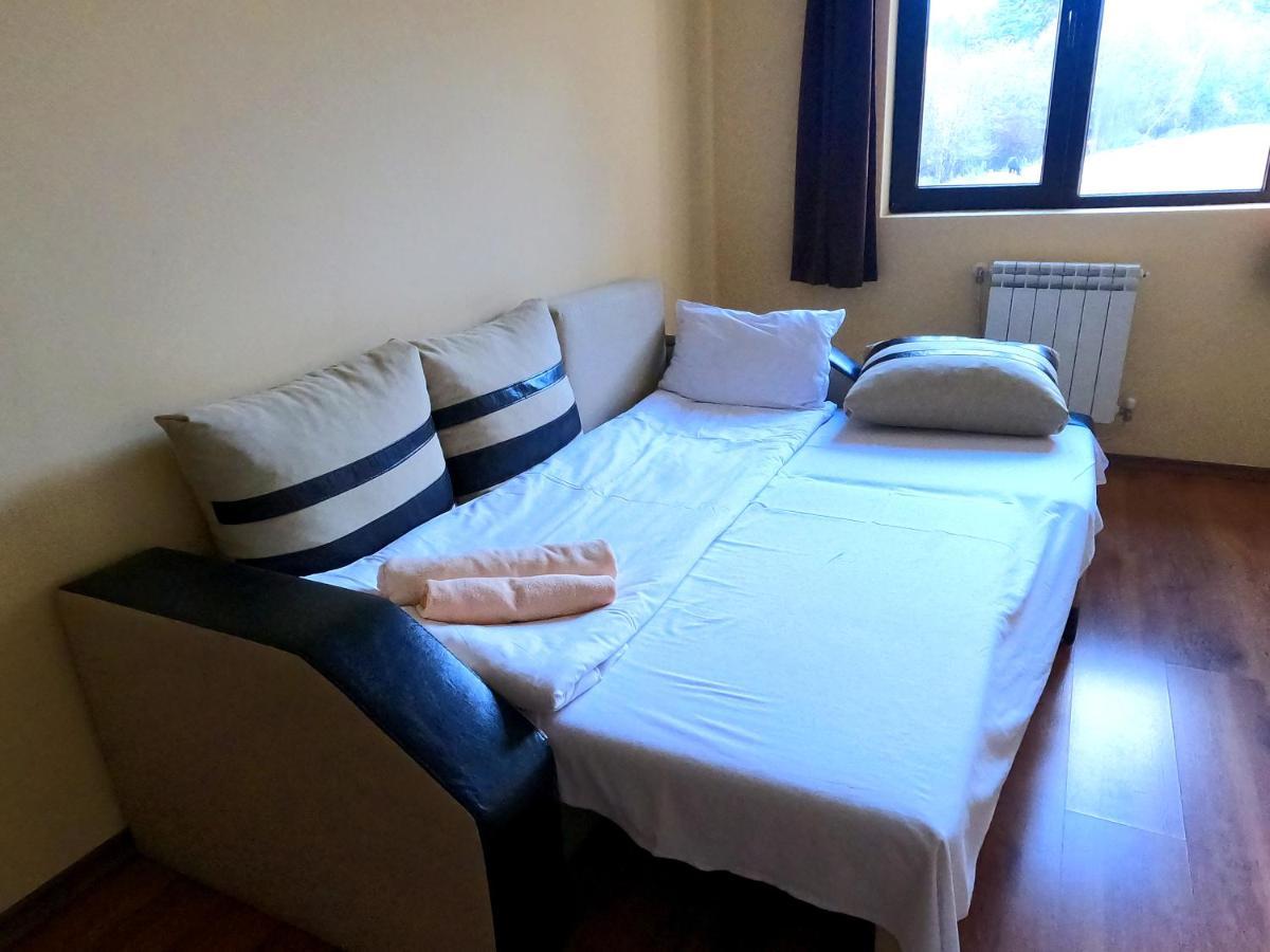 Rusaliite Adventure House Bacsevo Kültér fotó