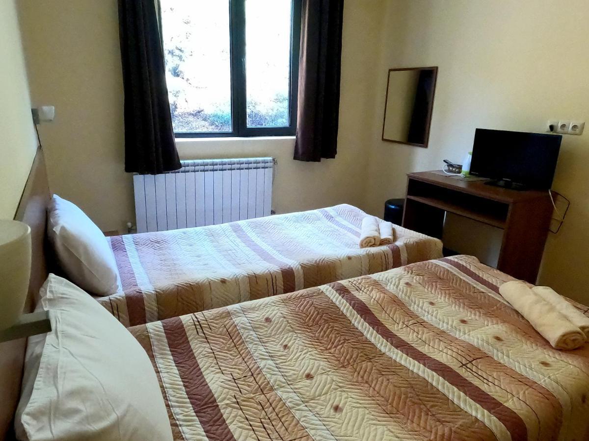 Rusaliite Adventure House Bacsevo Kültér fotó