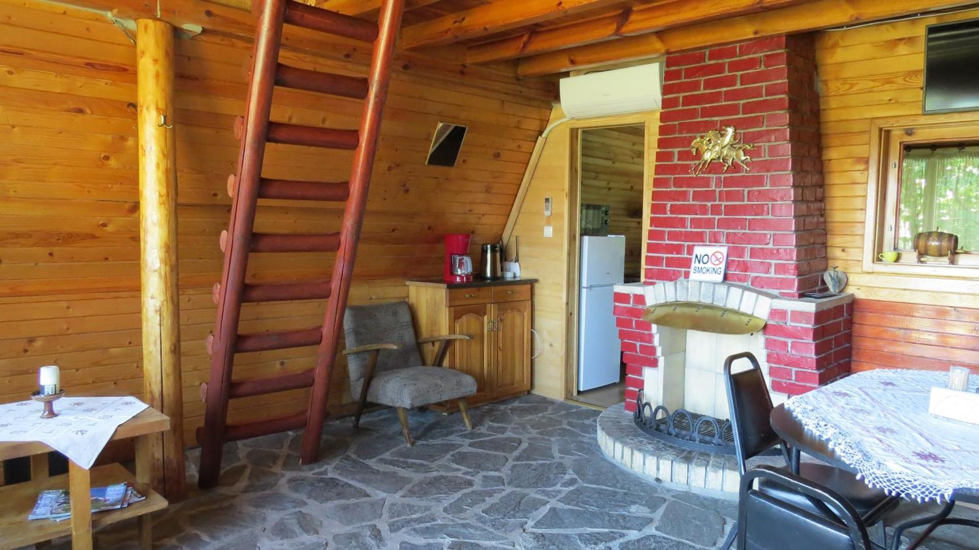 Rusaliite Adventure House Bacsevo Kültér fotó