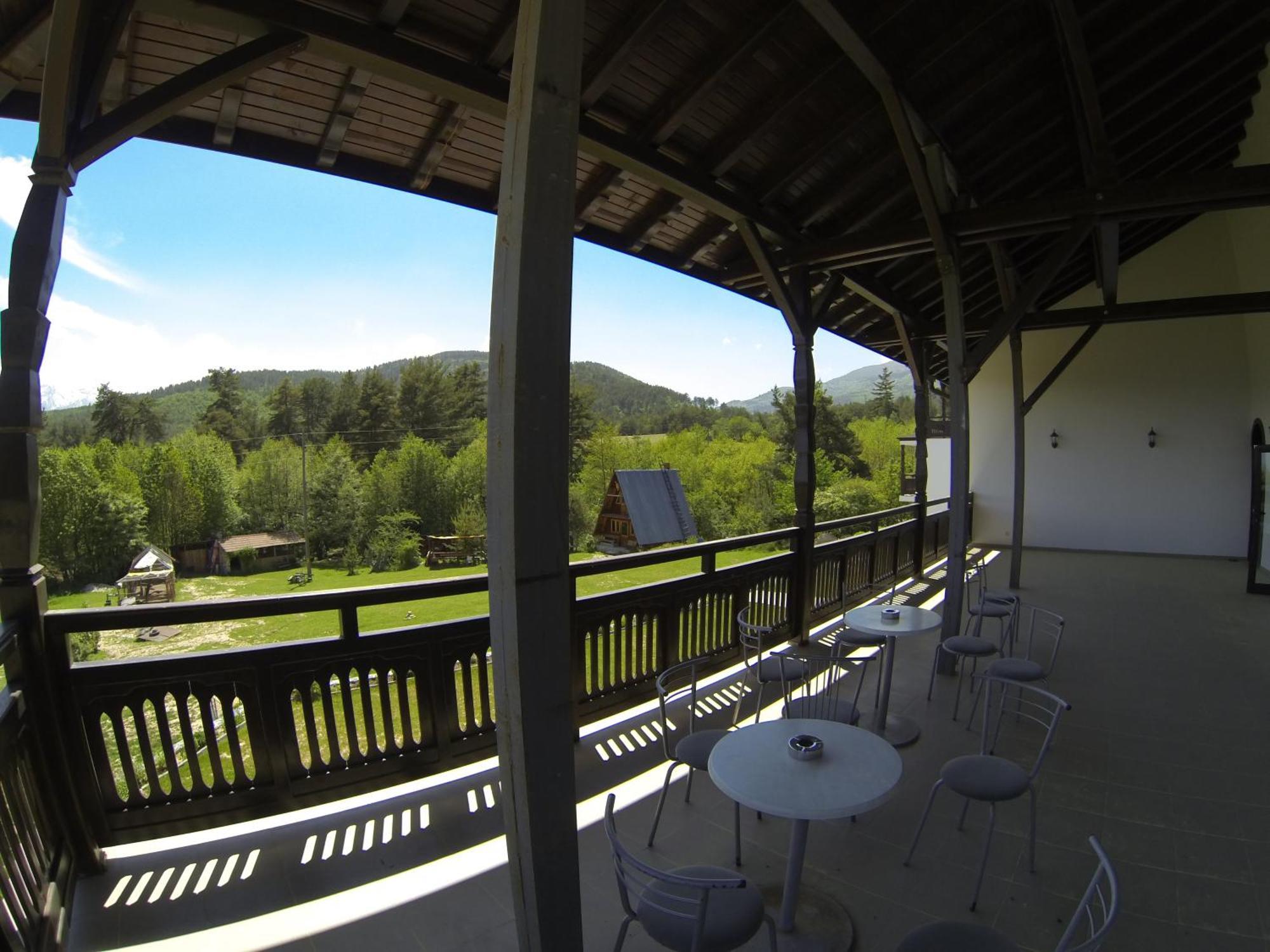 Rusaliite Adventure House Bacsevo Kültér fotó